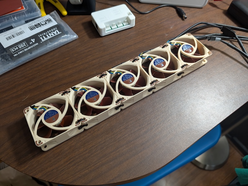 Noctua fans assembled